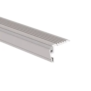 LED-Stufenprofil mit Abdeckung